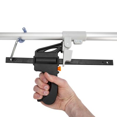 Artikelbild des Artikels “Gestängespanner für Vorzelte “