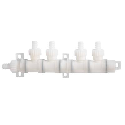 Artikelbild des Artikels “Verteilerblock 4-fach mit Muttern “