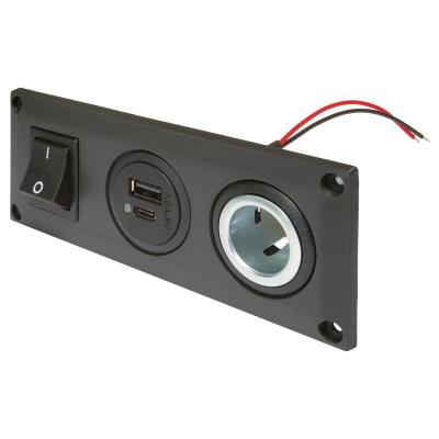Product image of the product “Einbausteckdose schaltbar, Power | USB-A | USB-C ”