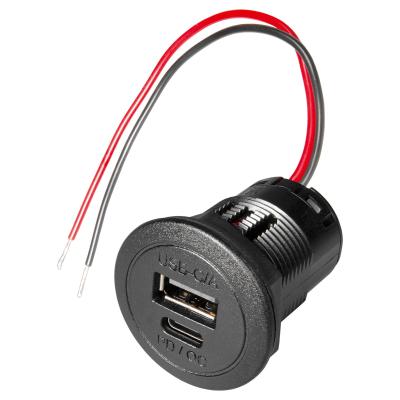 Product image of the product “Einbau-Doppelsteckdose USB-C/USB-A ”