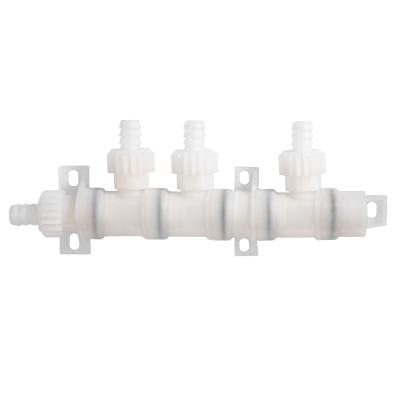 Product image of the product “Verteilerblock 3-fach mit Muttern ”