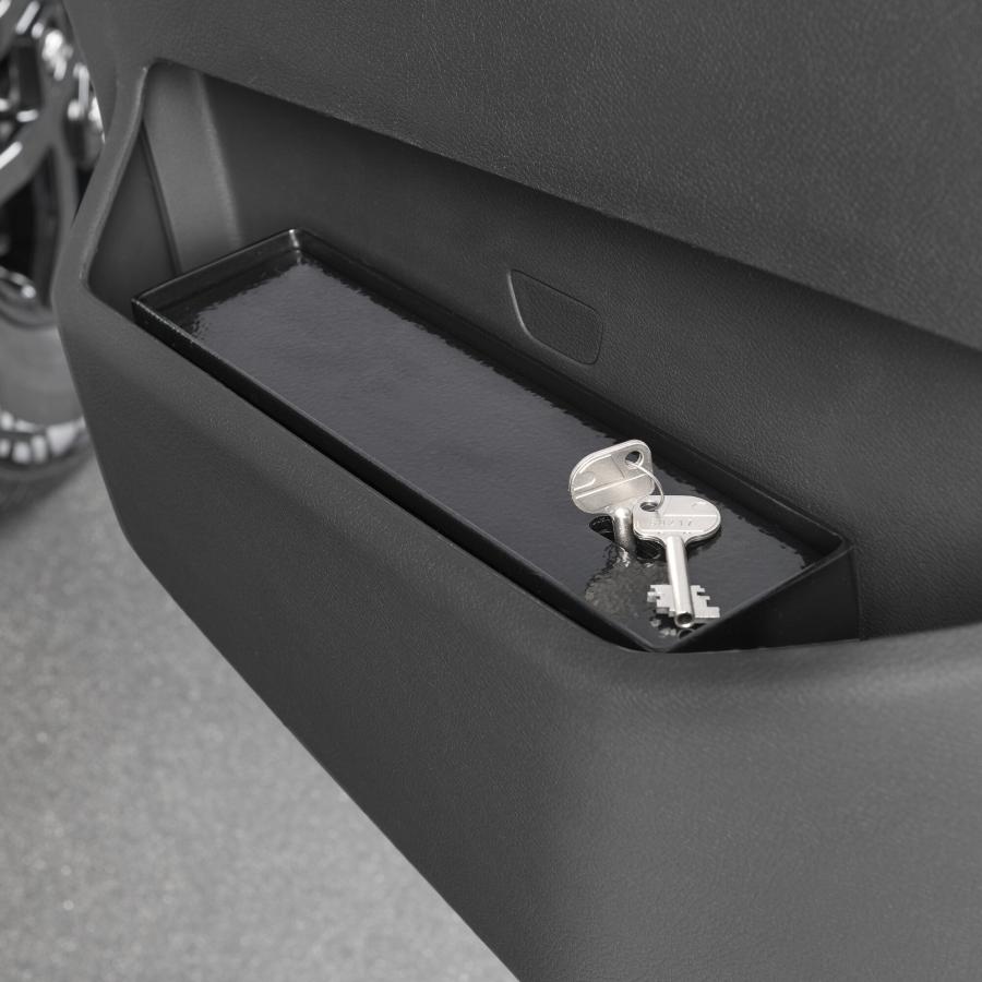 Product image 1 of the product “Tür-Safe Beifahrerseite Ford Transit ab Modelljahr 06/2019 ”