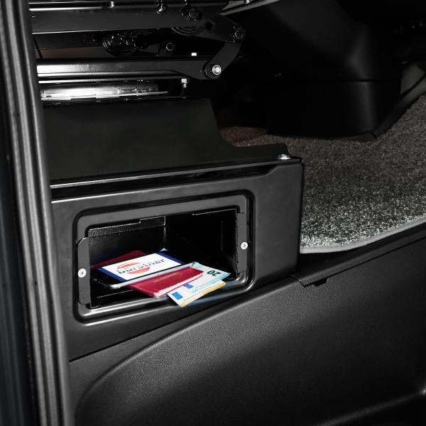 Product image of the product “Sitzsockelsafe, Mercedes-Benz Sprinter Mercedes-Benz Sprinter”
