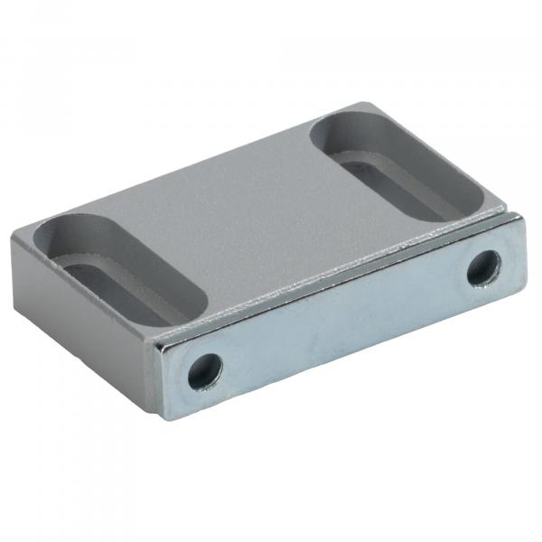 Product image of the product “Magnetbeschlag zum Anschrauben, seitlich mit Langloch seitlich mit Langloch”