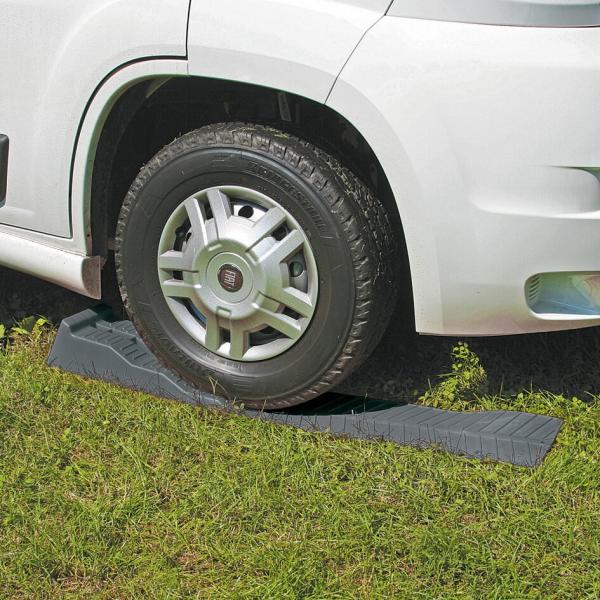 Product image of the product “Auffahrkeil Level Up 2er-Set ”
