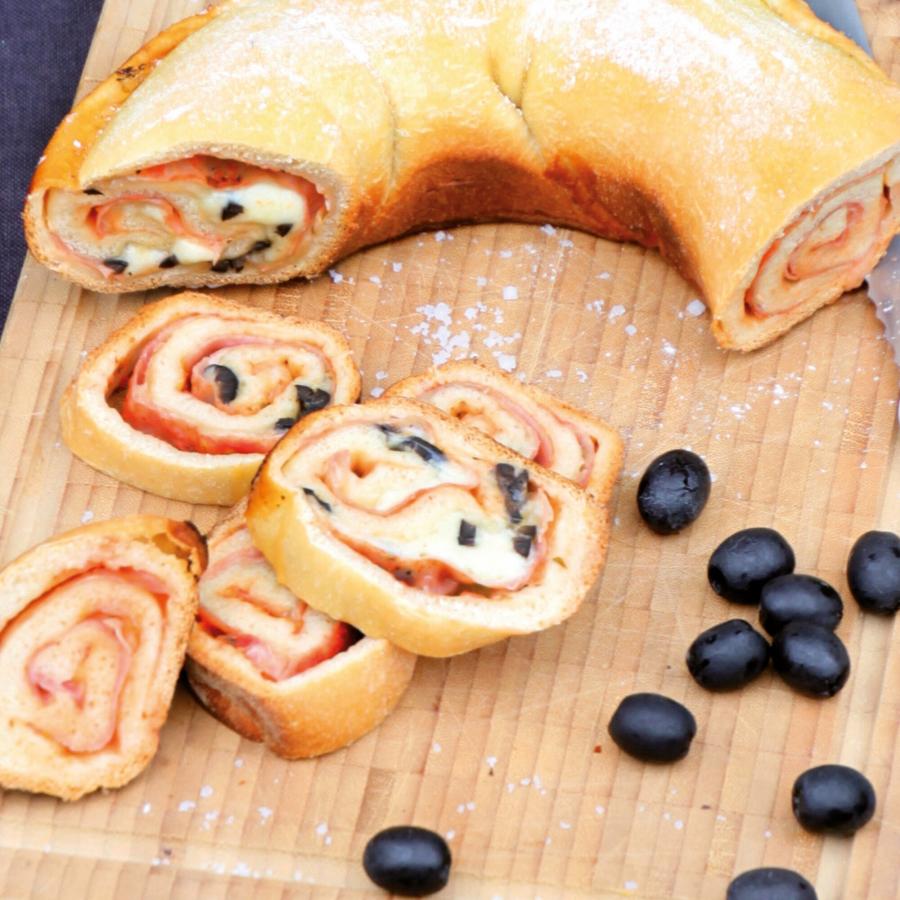 Product image 3 of the product “Urlaubsküche leicht gemacht – Rezepte für den Omnia Backofen – Kochbuch ”