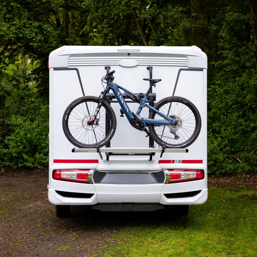 Product image 4 of the product “Heckträger Bike Lift Offroad Black ”