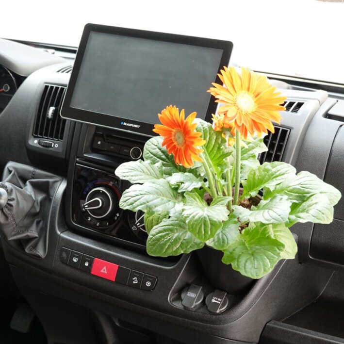 Product image 5 of the product “Blumentopf/Getränkehalter Cockpit Gadget ”