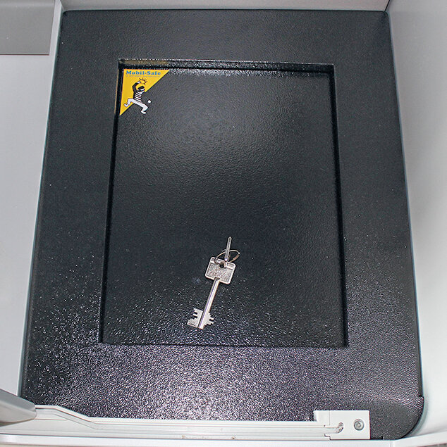 Artikelbild 1 des Artikels “Einsatztresor VW California Coast & Ocean “