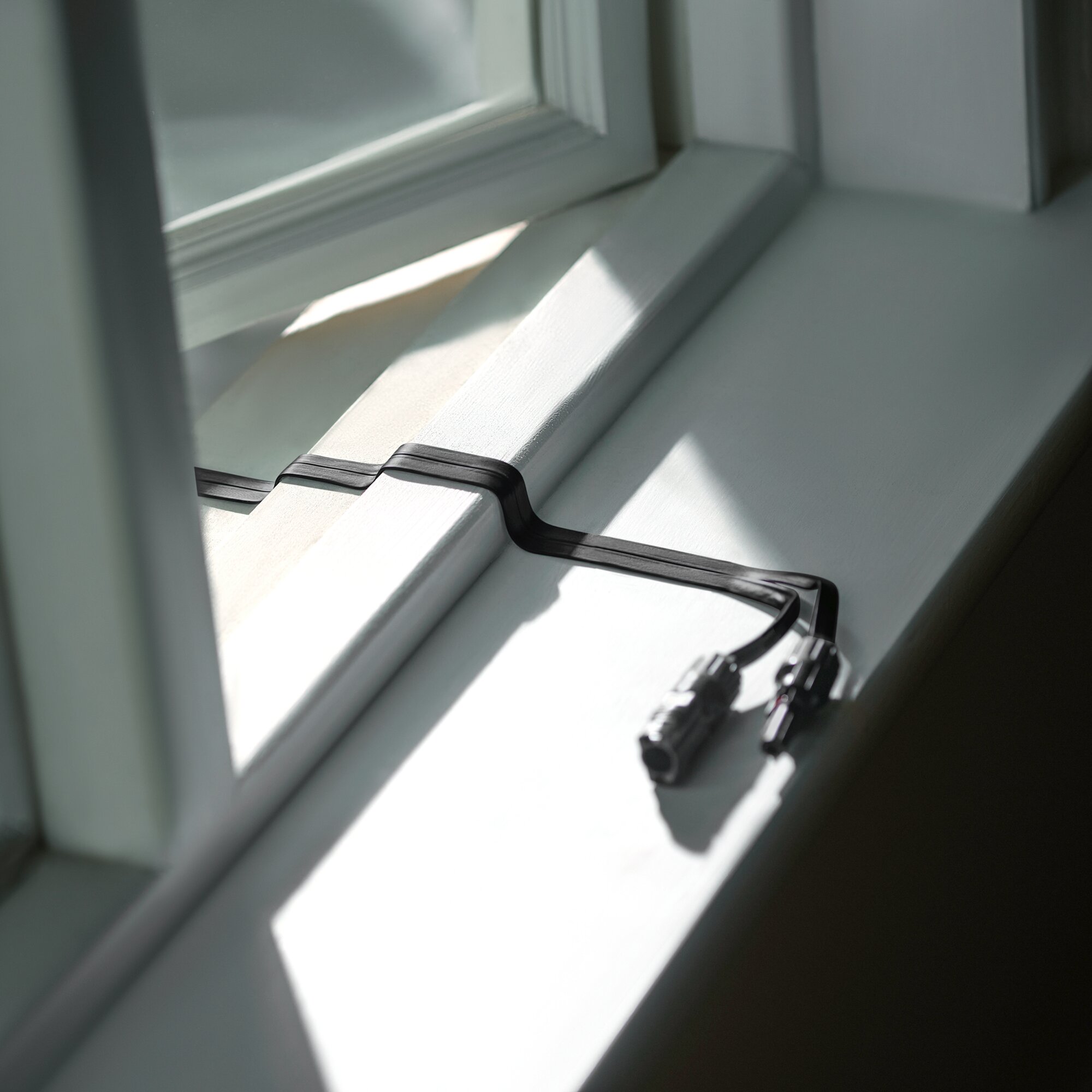 Artikelbild 2 des Artikels “Fensterdurchführung Verbindungskabel MC4 “