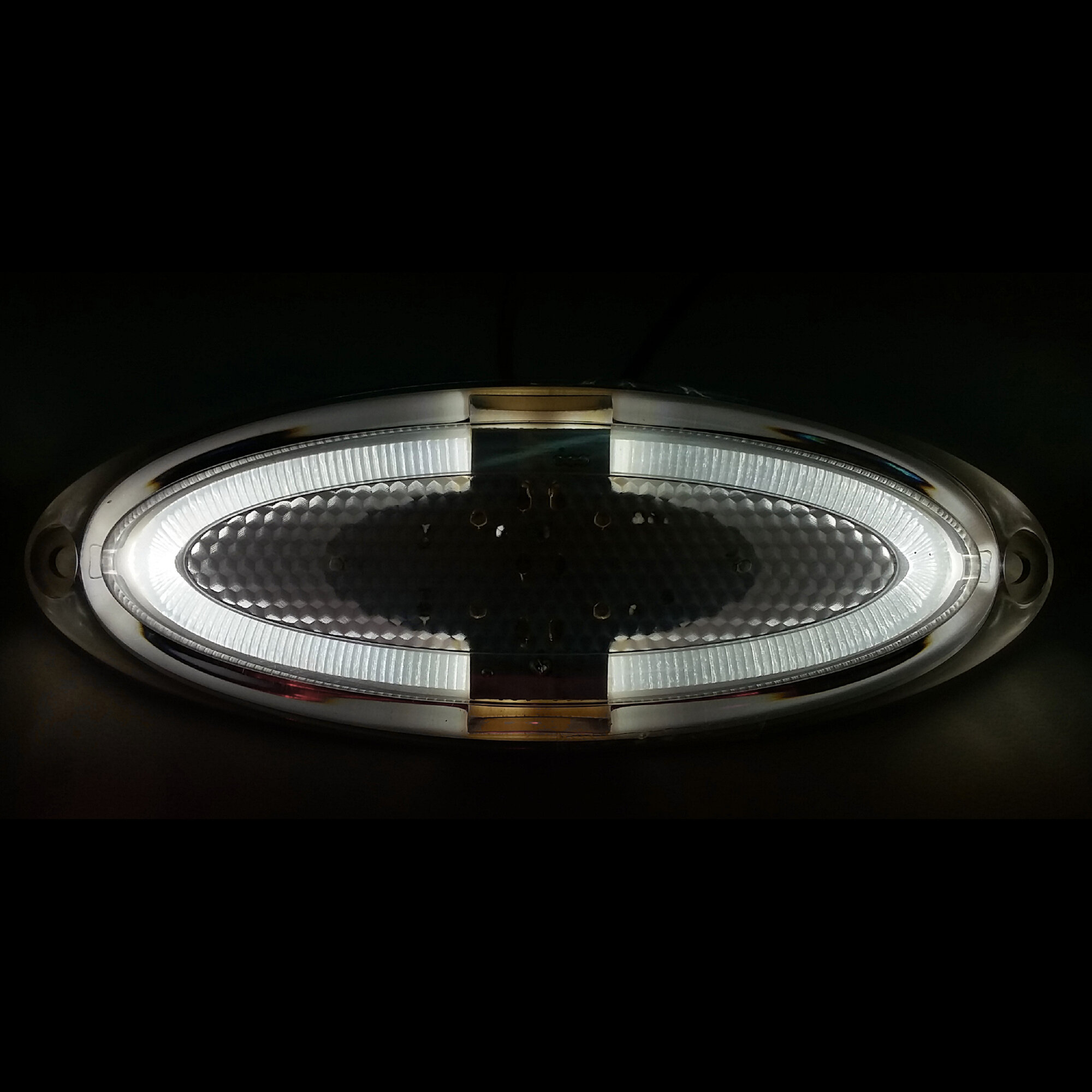 Artikelbild 2 des Artikels “Markierungsleuchte oval, weiß weiß“