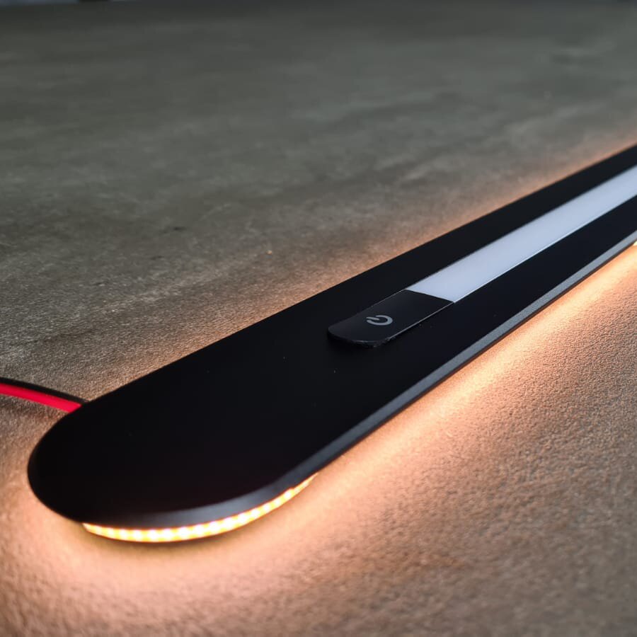 Artikelbild 2 des Artikels “Fahrerhausbeleuchtung mit integrierter Ambientebeleuchtung, schwarz schwarz“