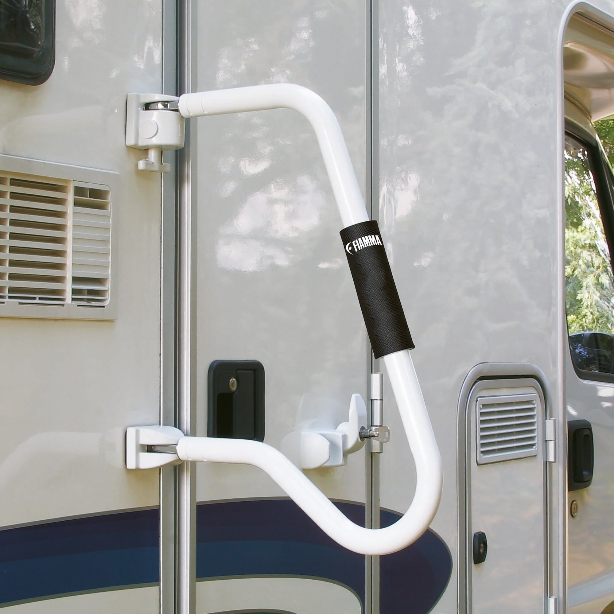 Artikelbild 2 des Artikels “Security Bügel und Einstiegshilfe 46 Pro “