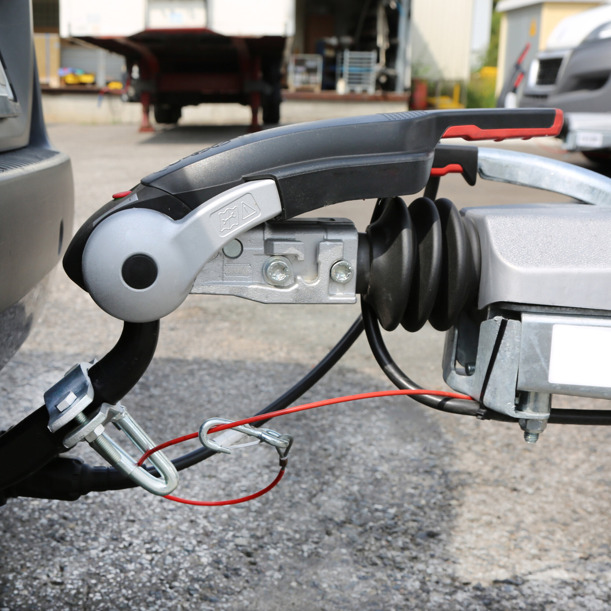 Artikelbild 4 des Artikels “Sicherungsschelle mit Öse “