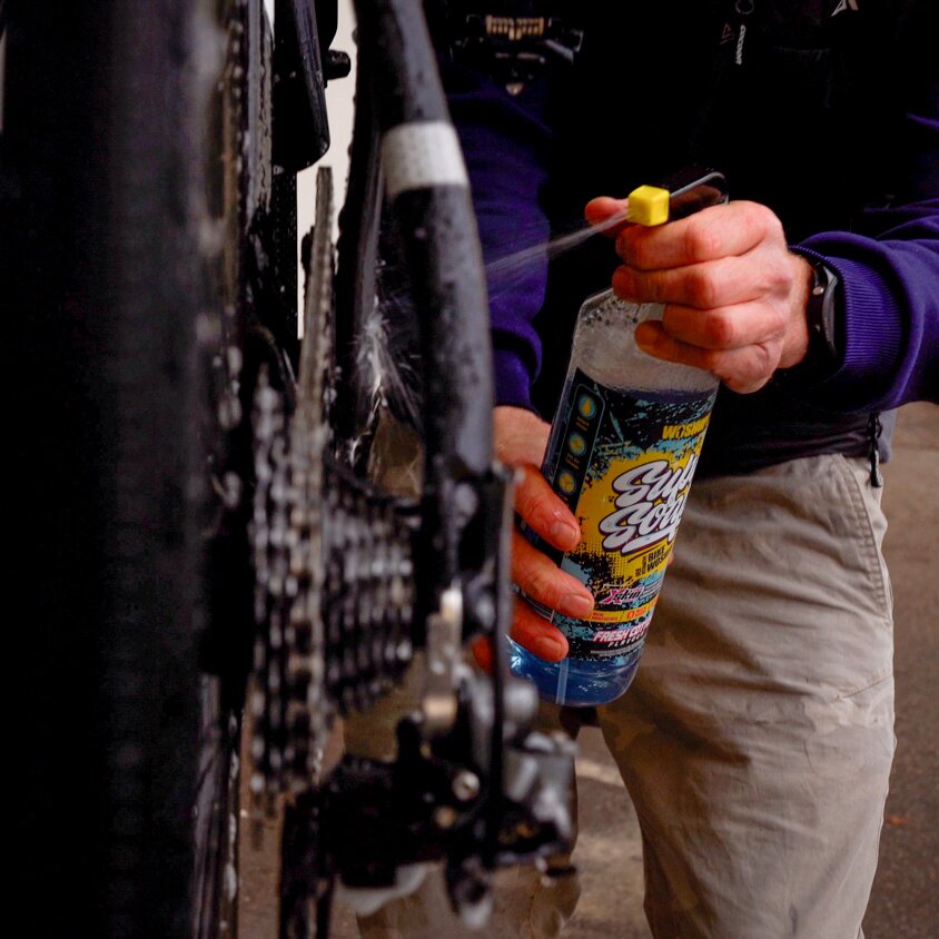 Product image 4 of the product “Fahrradreiniger Supa Soap, Fresh Cotton, 1 l Fresh Cotton”