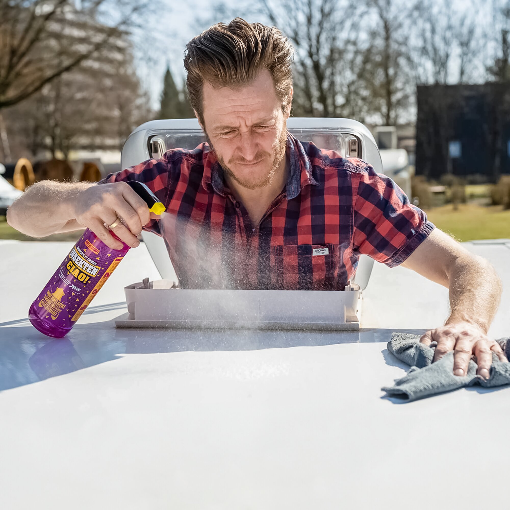 Product image 4 of the product “Insekten Ciao Insektenentferner, 1 l 1 l”