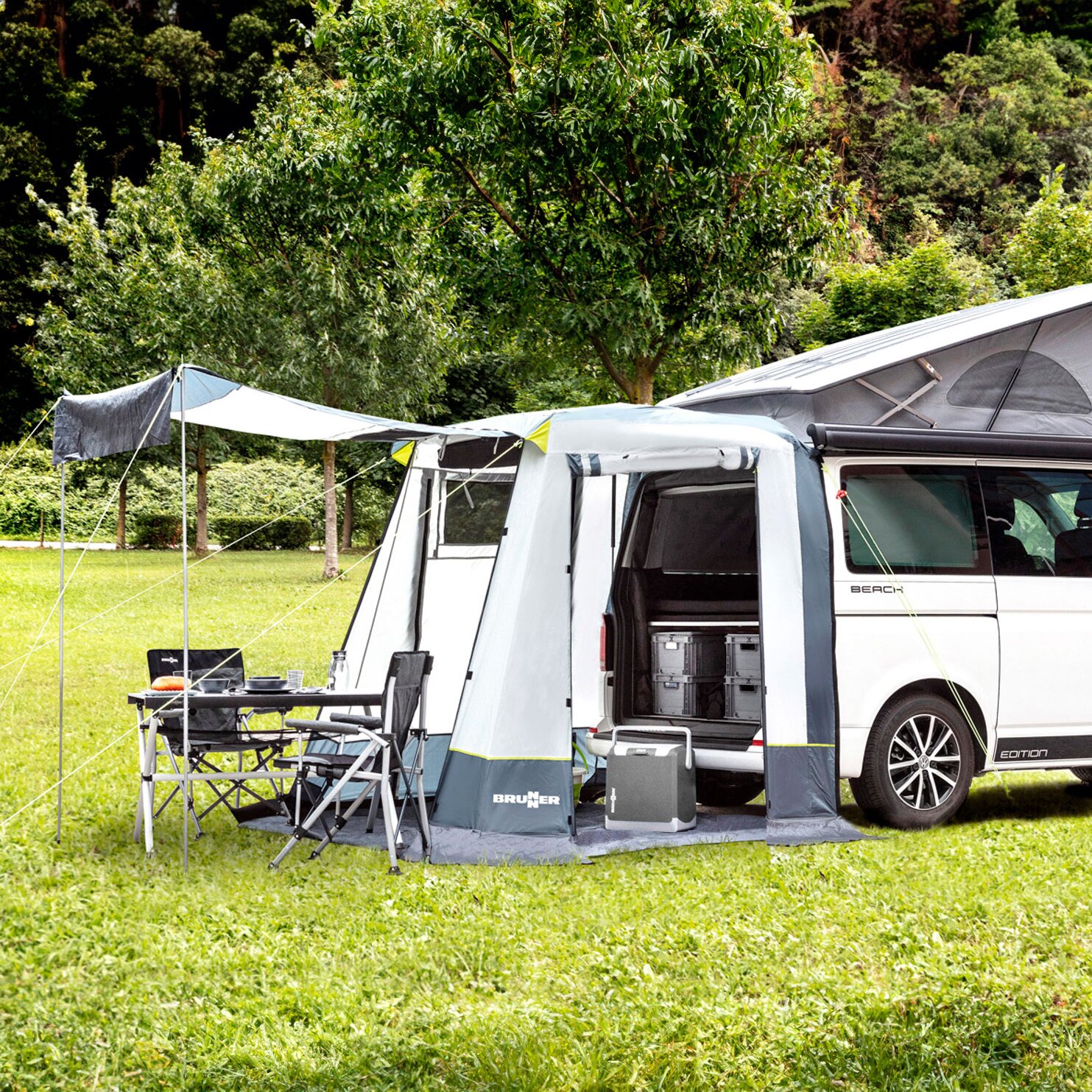 Product image 4 of the product “Heckzelt Comet VW T5/T6 ”