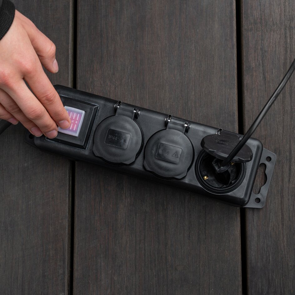 Product image 5 of the product “Mehrfachsteckdose 3-fach, IP44 ”