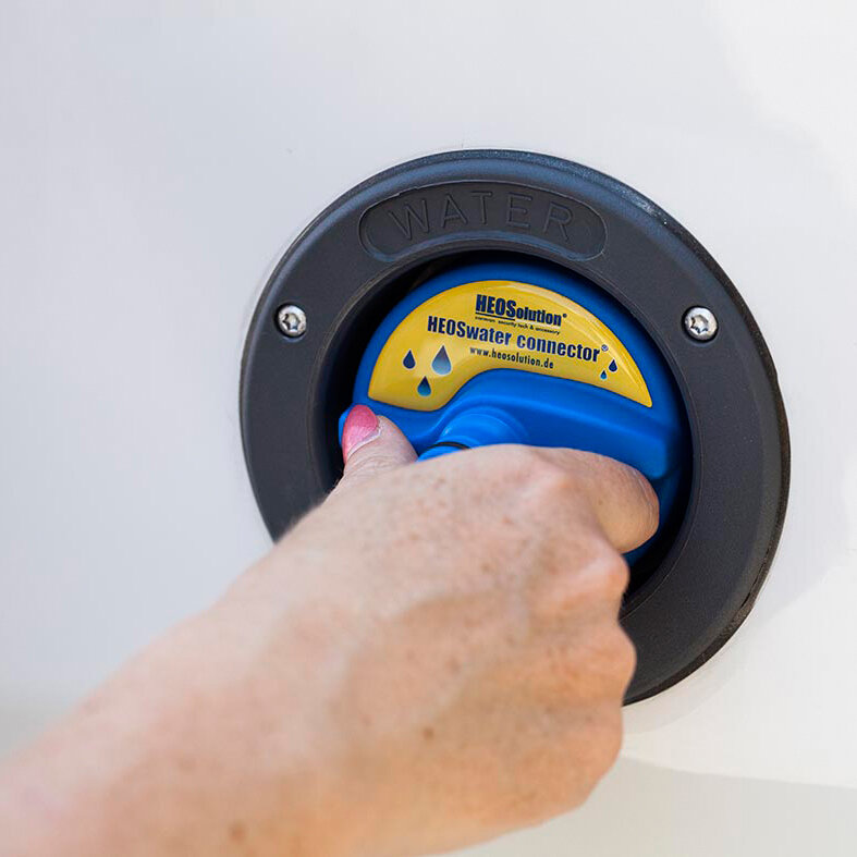 Product image 5 of the product “Wassertankdeckel HEOSwater Connector 5251 ”